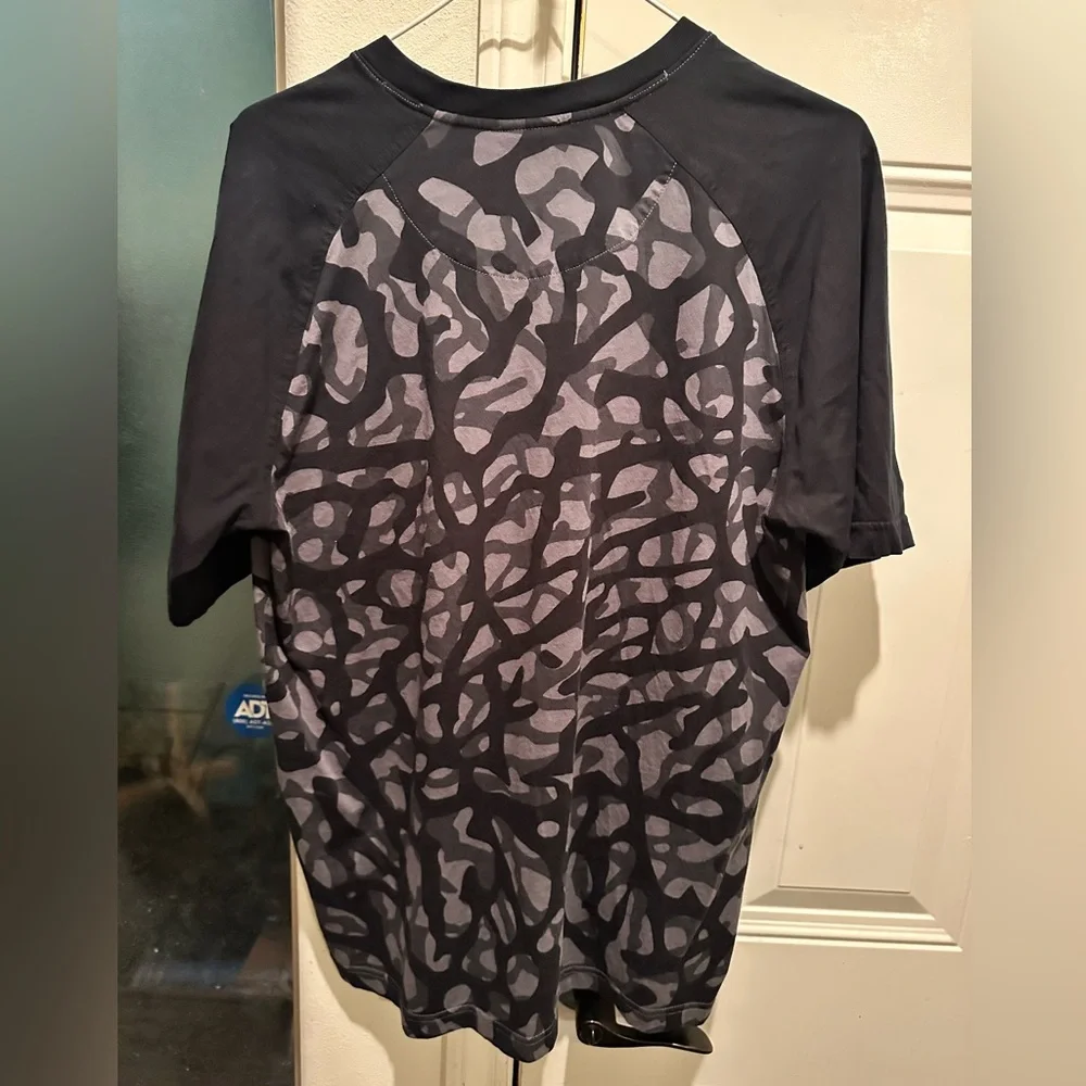 Jordan Black and Gray Abstract Pattern Short-Sleeve Tee